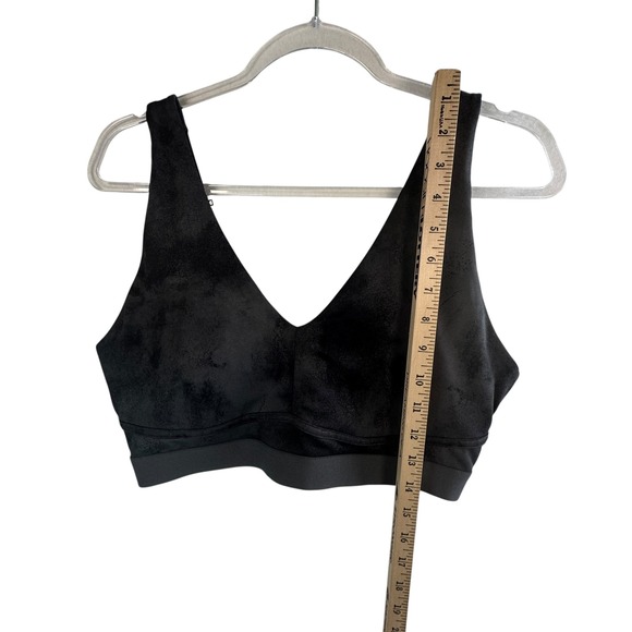 Fabletics Onyx Smudge V Neck Strappy Back‎ M Support Sports Bra L Diamond Dye - Picture 6 of 9
